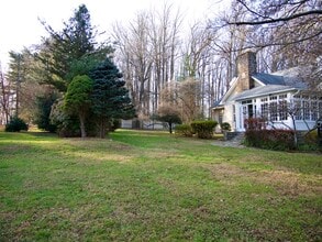 317 Waterloo Ave in Berwyn, PA - Building Photo - Building Photo