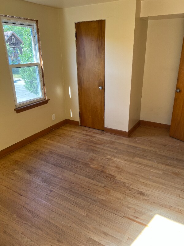 3291 N 36th St, Unit Upper in Milwaukee, WI - Building Photo - Building Photo