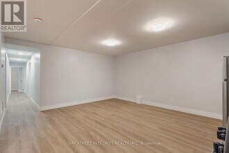 459 Palmerston Blvd in Toronto, ON - Building Photo - Building Photo