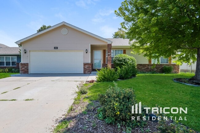 property at 202 51st Ave