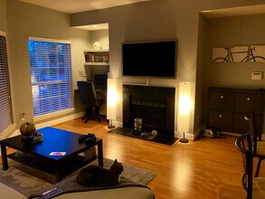 3906 Penderview Dr in Fairfax, VA - Building Photo - Building Photo