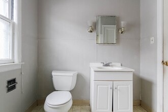 1522 W Jackson St in Muncie, IN - Foto de edificio - Building Photo