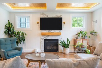 19 Shute Path in Newton, MA - Building Photo - Building Photo