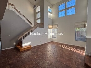 17630 Winding Creek Rd in Salinas, CA - Building Photo - Building Photo