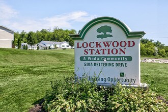 Lockwood Station in Loudonville, OH - Foto de edificio - Building Photo