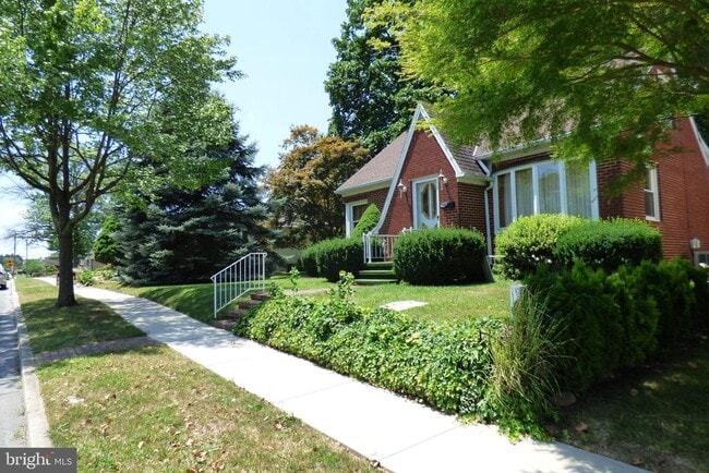 430 Moul Ave in Hanover, PA - Building Photo - Building Photo