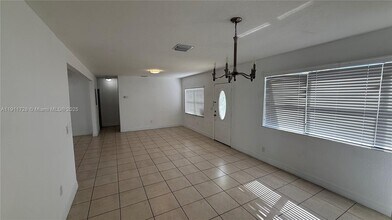 3211 NW 19th Terrace in Miami, FL - Building Photo - Building Photo