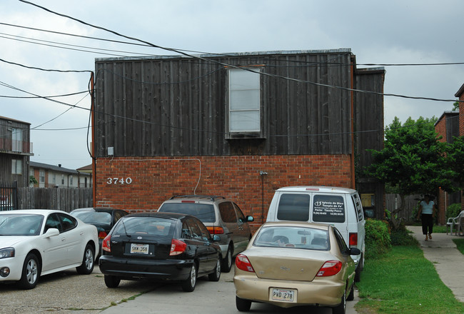 3740 Division St in Metairie, LA - Building Photo - Building Photo