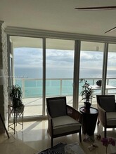 6051 N Ocean Dr, Unit 1106 in Hollywood, FL - Foto de edificio - Building Photo