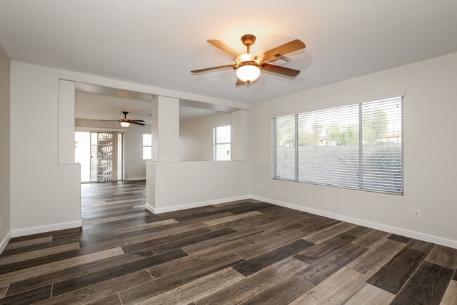 2902 W Irma Ln in Phoenix, AZ - Building Photo - Building Photo