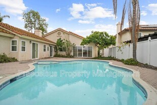 5364 Dressage Dr in Bonita, CA - Building Photo