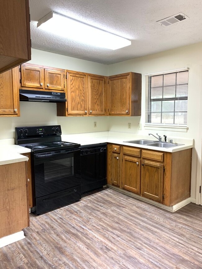 2308 Biltmore Cove in Jonesboro, AR - Building Photo - Building Photo