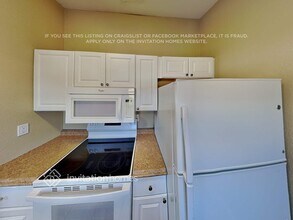 599 Koala Dr in Poinciana, FL - Foto de edificio - Building Photo