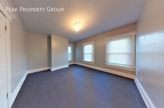 2166 Indianola Ave in Columbus, OH - Building Photo - Building Photo