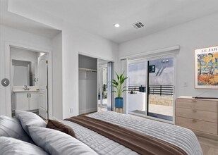 4643 W 18th St in Los Angeles, CA - Building Photo - Building Photo