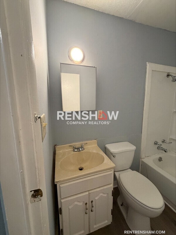 4072 Dale Dr in Milan, TN - Foto de edificio - Building Photo