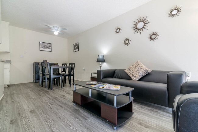 Sunland Park Apartments