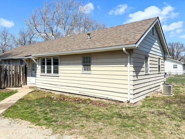 property at 514 Eshelman St