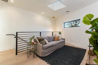 11013 Exposition Blvd in Los Angeles, CA - Building Photo - Building Photo