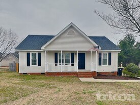 624 Convexa Ct, Unit 204 in Wendell, NC - Building Photo