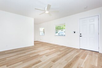 7613 Normal Ave in La Mesa, CA - Building Photo - Building Photo