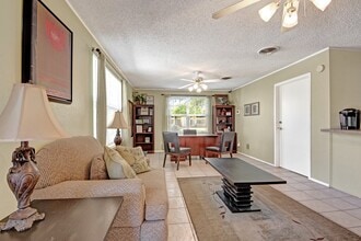 Avalon Springs in Midland, TX - Foto de edificio - Building Photo