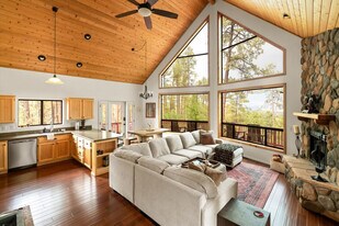 2373 W Mountain Laurel Rd in Prescott, AZ - Building Photo