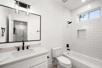 2512 Anita St in Houston, TX - Building Photo - Building Photo