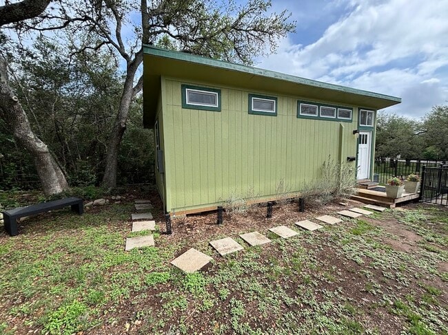 1002 Spanish Oak Trail in Manchaca, TX - Building Photo - Building Photo