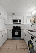 1108 Bartow Rd in Lakeland, FL - Building Photo - Building Photo