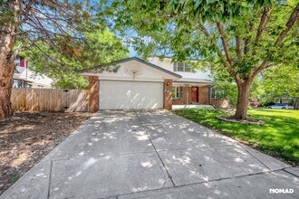 3891 E Long Ct in Centennial, CO - Building Photo - Building Photo