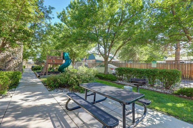 Three Spruce Apartments in Lakewood, CO - Building Photo - Building Photo