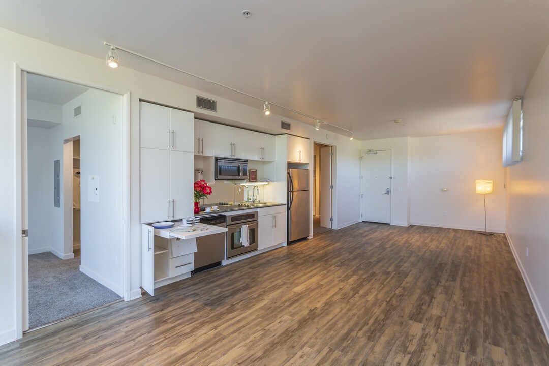 12th Street Lofts in National City, CA - Building Photo