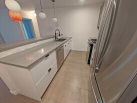 850 2nd St, Unit 209 in Santa Monica, CA - Building Photo