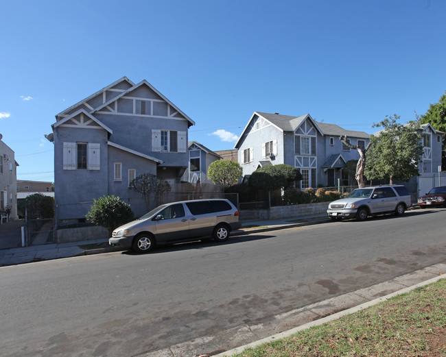 4312-4324 Gateway Ave in Los Angeles, CA - Building Photo - Building Photo