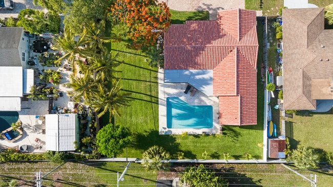 1318 NW 4th St in Boca Raton, FL - Building Photo - Building Photo