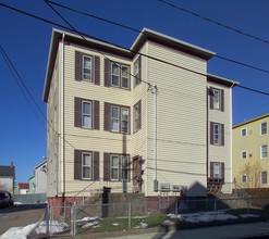 70 Plain St in Fall River, MA - Building Photo - Building Photo