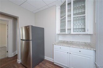 2148 Main St in Buffalo, NY - Building Photo - Building Photo