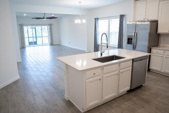 2965 Crossfield Dr in Green Cove Springs, FL - Foto de edificio - Building Photo