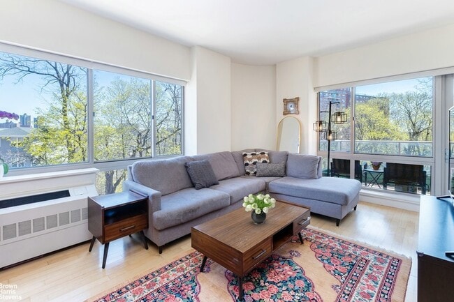 3585 Greystone Ave, Unit 3A in Bronx, NY - Building Photo - Building Photo