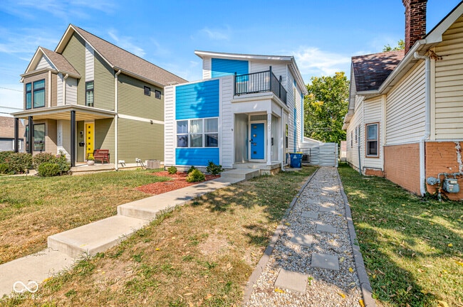 1823 Carrollton Ave in Indianapolis, IN - Building Photo - Building Photo