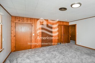 546 19th Ave in Rock Island, IL - Foto de edificio - Building Photo