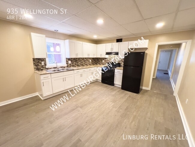 property at 935 Wellington St