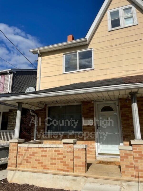 property at 37 N Front St