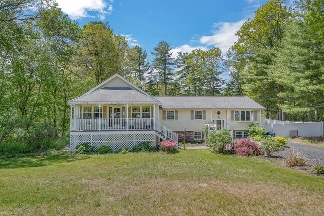 property at 33 Russet Rd