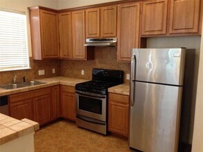 311 Nelray Blvd in Austin, TX - Building Photo - Building Photo