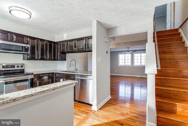 1619 10th St S in Arlington, VA - Building Photo - Building Photo