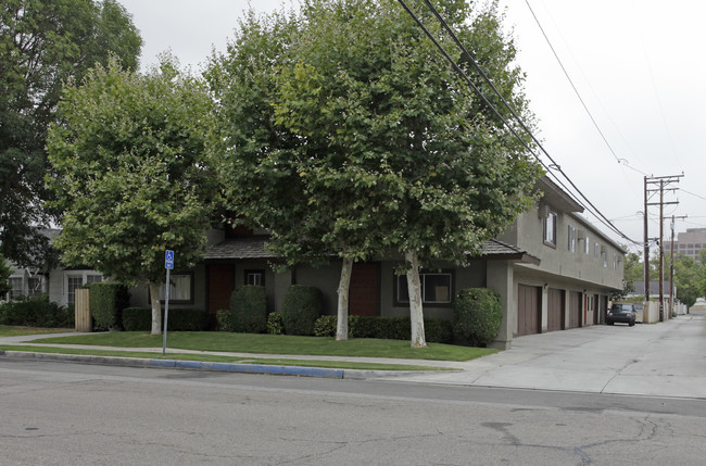 Dayton Terrace Apartments in Anaheim, CA - Building Photo - Building Photo