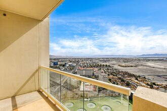 145 E Harmon Ave in Las Vegas, NV - Building Photo - Building Photo
