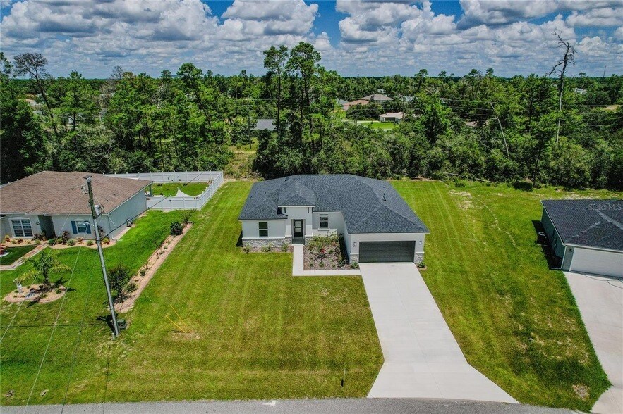 4739 SW 159th Ct, Unit 25-105 in Ocala, FL - Building Photo